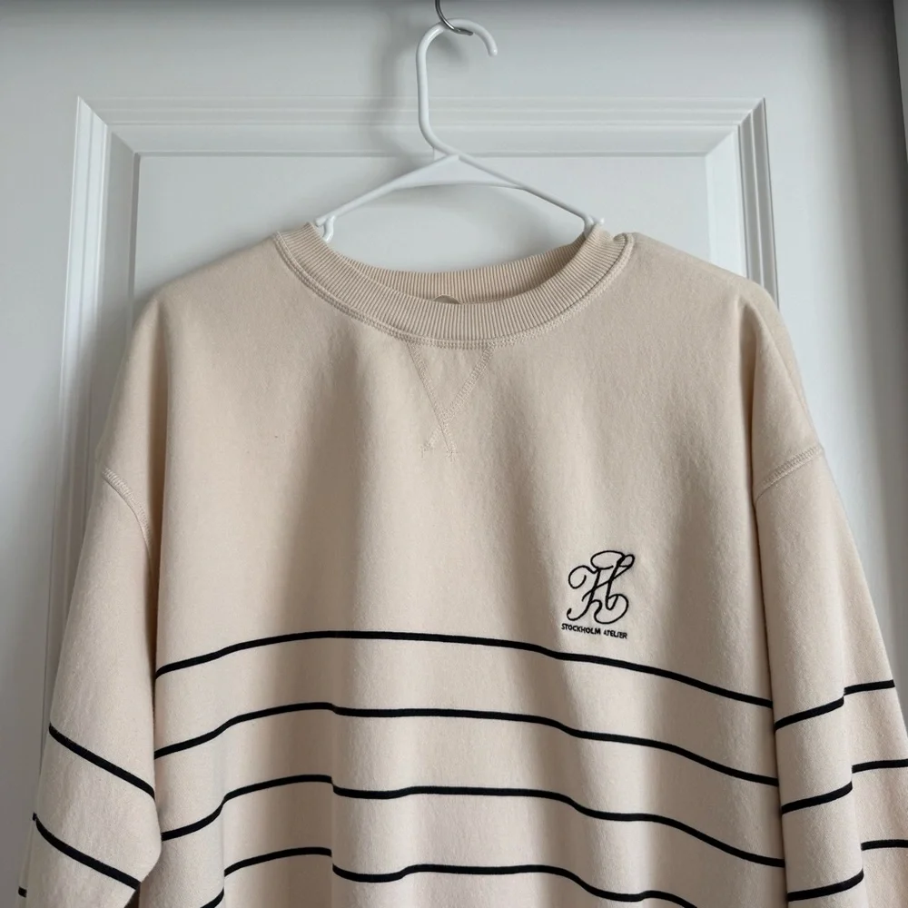 H&M Sweatshirt Relaxed-fit crewneck Large Boxy - Picture 3 of 8